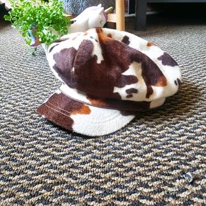 COW PRINT NEWSBOY HAT